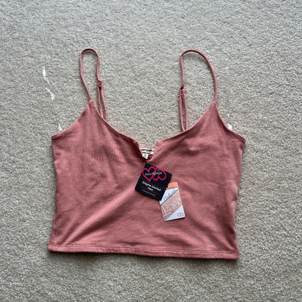 NWOT Tilly's Crop Top